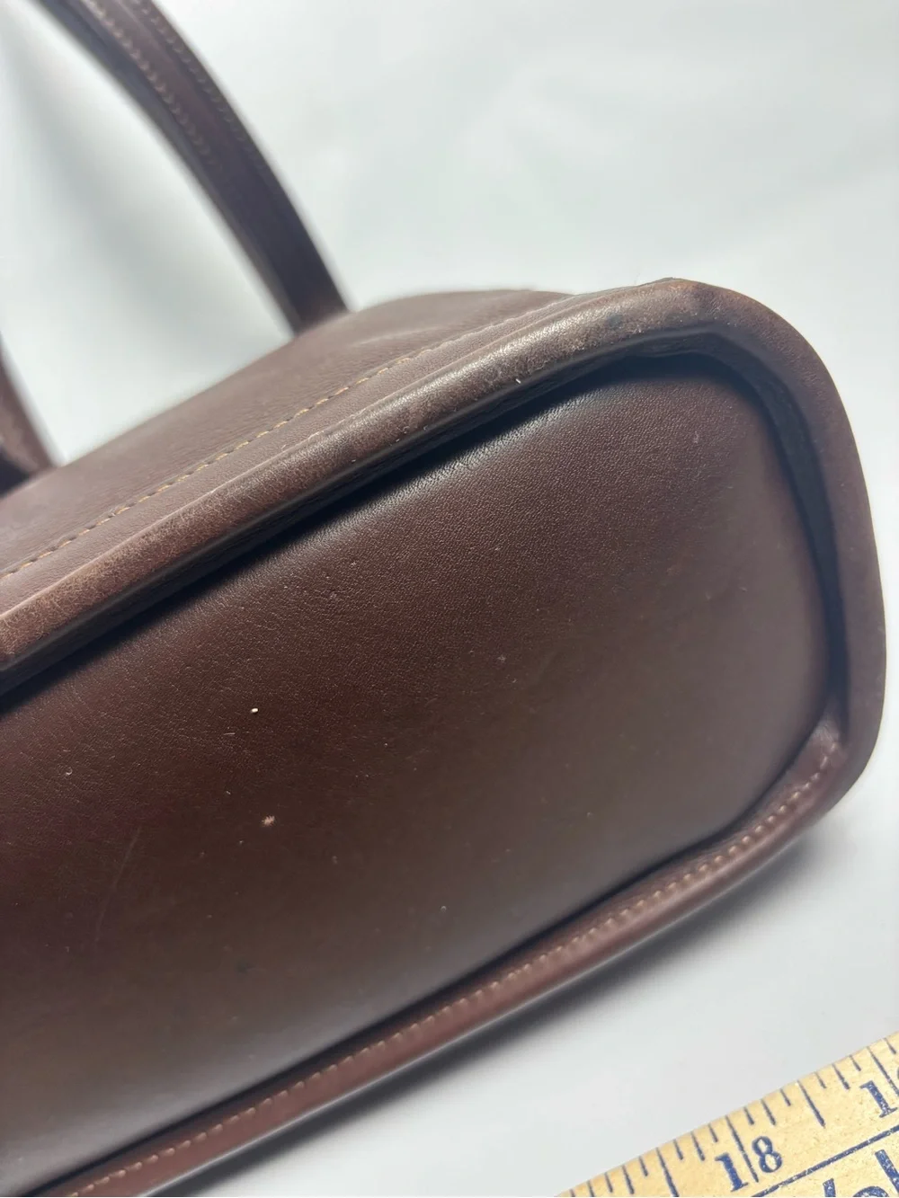 Vintage Coach Shoulder Bag Dark Brown Leather 9305